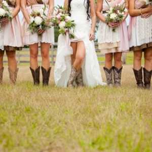 COUNTRY & RUSTIC CHIC