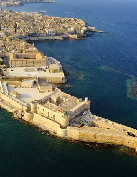 Weddings in Siracusa – Castello Maniace Weddings in Siracusa – Castello Maniace