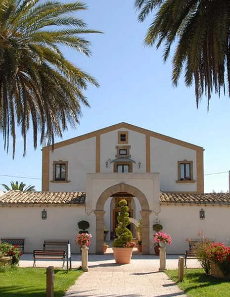 Weddings near Agrigento – Villa Palocla Weddings near Agrigento – Villa Palocla